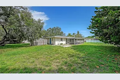 5938 Murdock Avenue, Sarasota, FL 34231 - Photo 32