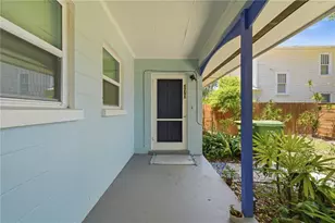 1751 6th St, Sarasota, FL 34236 - Photo 2