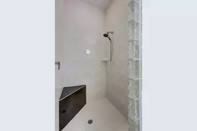 360 46th Court E, Bradenton, FL 34208 - Photo 32