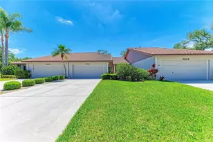 3946 Wilshire Cir E, Sarasota, FL 34238 - Photo 2