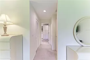 3946 Wilshire Cir E, Sarasota, FL 34238 - Photo 22