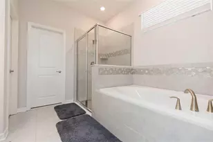 34338 Wynthorne Pl, Wesley Chapel, FL 33545 - Photo 16
