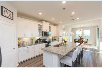 34338 Wynthorne Place, Wesley Chapel, FL 33545 - Photo 4