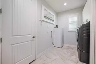 9294 Panama Cir, Port Charlotte, FL 33981 - Photo 74
