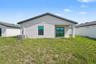 5669 Flotilla Ave, Tampa, FL 33619 - Photo 12