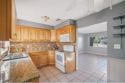 603 Oak Ridge Drive, Brandon, FL 33510 - Photo 8