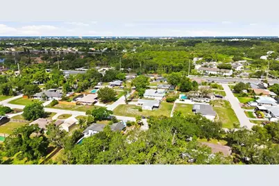 3629 Egerton Circle, Sarasota, FL 34233 - Photo 68