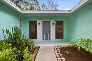 3629 Egerton Cir, Sarasota, FL 34233 - Photo 4