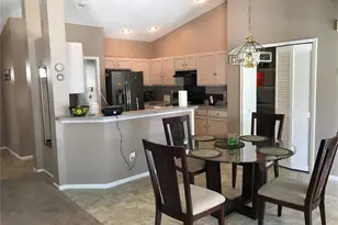5010 44th St W, Bradenton, FL 34210 - Photo 6