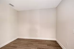 9866 Crystal Isles Cir, Sarasota, FL 34241 - Photo 14