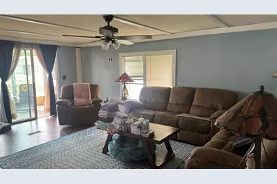 6710 36th Avenue E Lot #193, Palmetto, FL 34221 - Photo 8