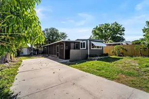 110 Verona St N, Nokomis, FL 34275 - Photo 2