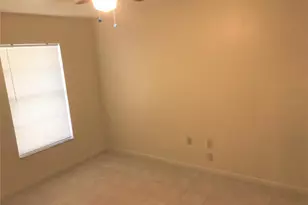 2806 46th Ave Dr W, Bradenton, FL 34207 - Photo 10