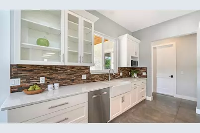 1408 Oak Hammock Road, Sarasota, FL 34240 - Photo 14