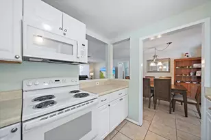 2120 La Salle St, Sarasota, FL 34231 - Photo 16