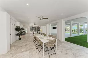 256 Gladiolus St, Anna Maria, FL 34216 - Photo 12