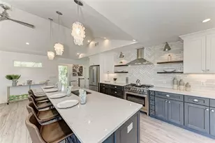 256 Gladiolus St, Anna Maria, FL 34216 - Photo 38