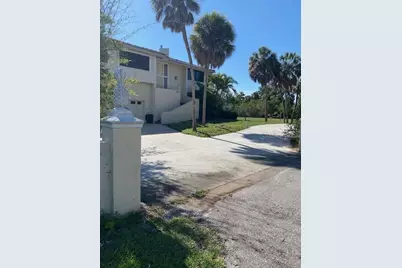 609 42nd Street Court W, Palmetto, FL 34221 - Photo 2