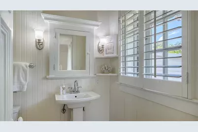 7715 Westmoreland Drive, Sarasota, FL 34243 - Photo 44