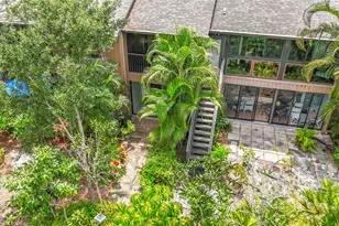 1715 Pelican Cove Rd, Sarasota, FL 34231 - Photo 32