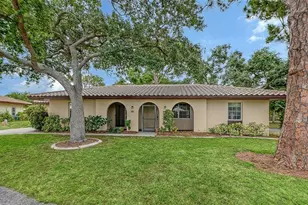515 Rousseau Dr, Nokomis, FL 34275 - Photo 1