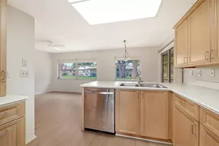 515 Rousseau Dr, Nokomis, FL 34275 - Photo 12