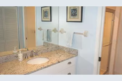 4606 Weybridge #26, Sarasota, FL 34235 - Photo 8