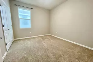 13824 Camden Crest Terrace, Bradenton, FL 34211 - Photo 8