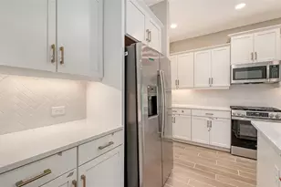 9940 Crystal Isles Cir, Sarasota, FL 34241 - Photo 14