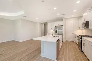 9940 Crystal Isles Cir, Sarasota, FL 34241 - Photo 14