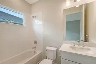 9940 Crystal Isles Cir, Sarasota, FL 34241 - Photo 30
