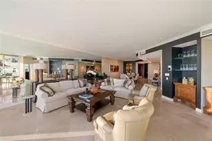 136 Golden Gate Point, Sarasota, FL 34236 - Photo 10