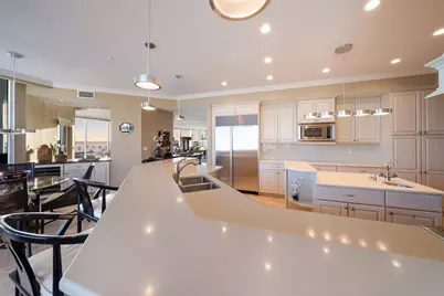 136 Golden Gate Point #602, Sarasota, FL 34236 - Photo 18