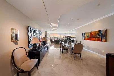 136 Golden Gate Point #602, Sarasota, FL 34236 - Photo 8
