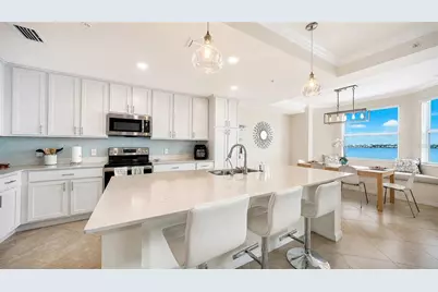 1020 Tidewater Shores Loop #207, Bradenton, FL 34208 - Photo 4