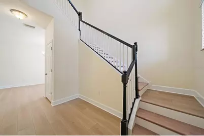 8418 Nandina Drive, Sarasota, FL 34240 - Photo 10