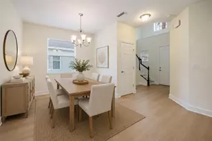 8418 Nandina Dr, Sarasota, FL 34240 - Photo 6