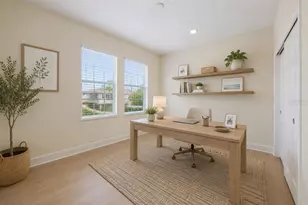 8418 Nandina Dr, Sarasota, FL 34240 - Photo 4