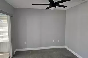 3625 57th Ave Dr W, Bradenton, FL 34210 - Photo 20
