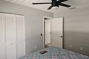 3625 57th Ave Dr W, Bradenton, FL 34210 - Photo 28