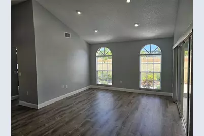 3625 57th Avenue Drive W, Bradenton, FL 34210 - Photo 4