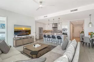 301 Quay Commons, Sarasota, FL 34236 - Photo 18