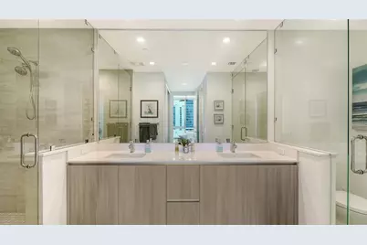 301 Quay Commons #1007, Sarasota, FL 34236 - Photo 22