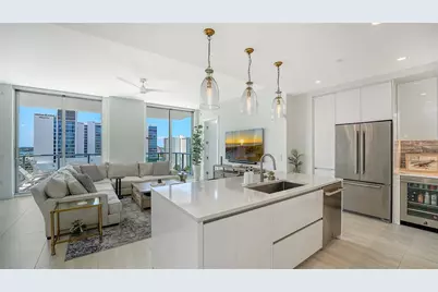 301 Quay Commons #1007, Sarasota, FL 34236 - Photo 12