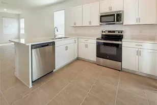 8948 Daybreak St, Sarasota, FL 34241 - Photo 6