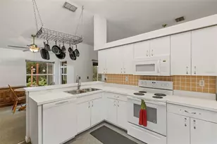907 50th St E, Bradenton, FL 34208 - Photo 16