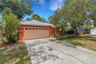 907 50th St E, Bradenton, FL 34208 - Photo 2