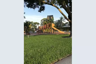 907 50th Street E, Bradenton, FL 34208 - Photo 44