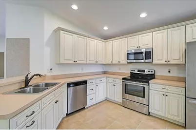 22 Christie Avenue, Sarasota, FL 34232 - Photo 10