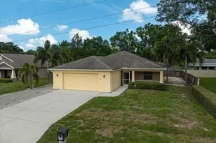 22 Christie Ave, Sarasota, FL 34232 - Photo 4